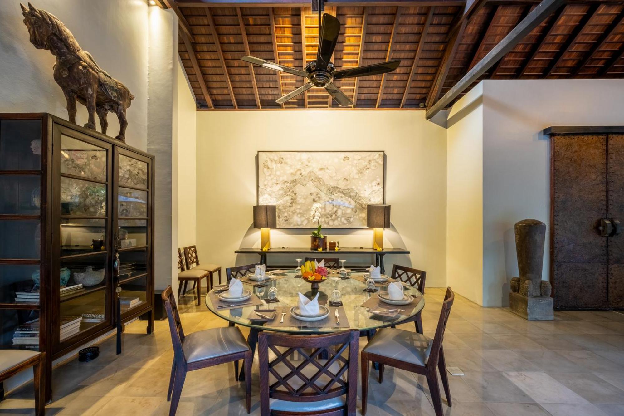 Villa De Suma - Fully Staffed Luxury Villa, Walk To The Beach! Seminyak Exterior foto