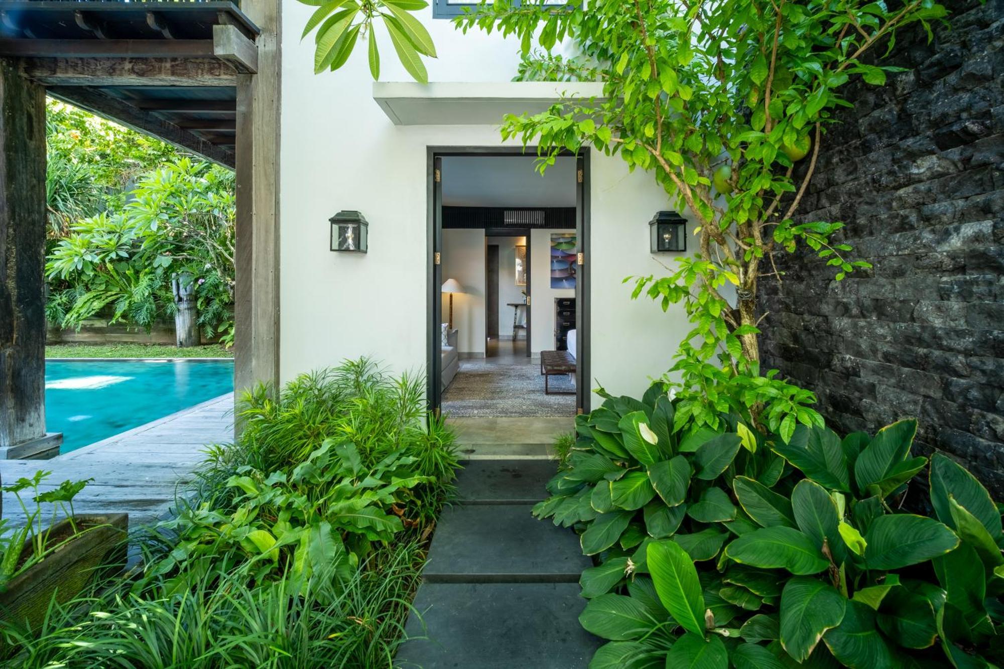 Villa De Suma - Fully Staffed Luxury Villa, Walk To The Beach! Seminyak Exterior foto
