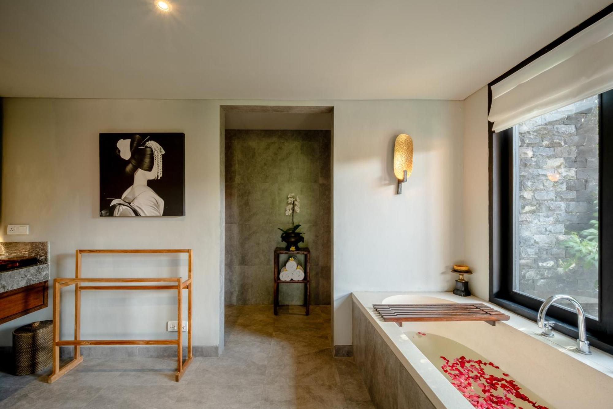 Villa De Suma - Fully Staffed Luxury Villa, Walk To The Beach! Seminyak Exterior foto